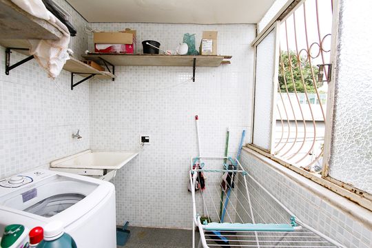 Área de Serviço de apartamento para alugar com 5 quartos, 180m² em Coração Eucarístico, Belo Horizonte