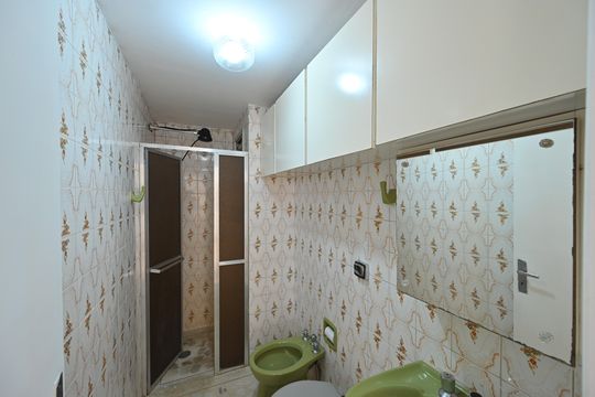 Banheiro Social de apartamento à venda com 2 quartos, 49m² em Vila da Saúde, São Paulo