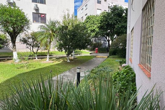 Área externa de apartamento para alugar com 1 quarto, 36m² em Morro Santana, Porto Alegre