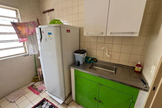 Cozinha de apartamento para alugar com 1 quarto, 36m² em Morro Santana, Porto Alegre