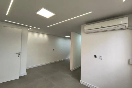 Apartamento à venda com 2 quartos, 49m² em Sarandi, Porto Alegre