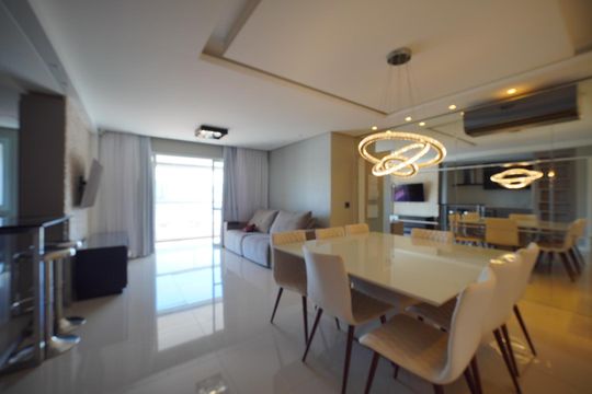 Apartamento para alugar com 3 quartos, 117m² em Barreiros, São José