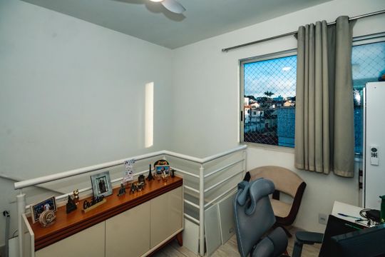 Apartamento à venda com 3 quartos, 130m² em Santa Amelia, Belo Horizonte