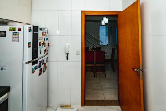 Apartamento à venda com 3 quartos, 130m² em Santa Amelia, Belo Horizonte
