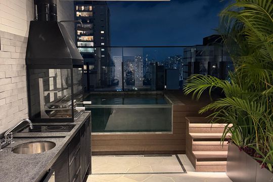 Varanda de apartamento à venda com 3 quartos, 130m² em Vila Olímpia, São Paulo