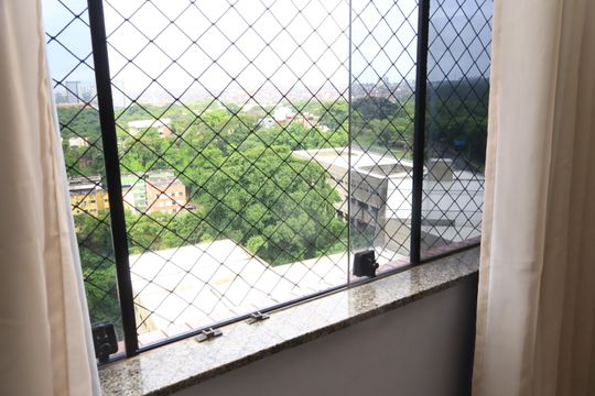 Sala de apartamento para alugar com 3 quartos, 68m² em Stiep, Salvador