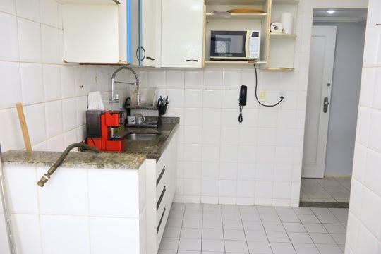 Apartamento para alugar com 3 quartos, 68m² em Stiep, Salvador