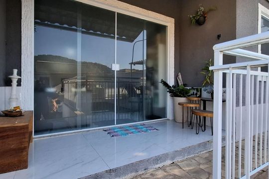 Casa de Condomínio à venda com 2 quartos, 61m² em Várzea das Mocas, Niterói