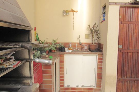 Casa à venda com 3 quartos, 231m² em Veloso, Osasco