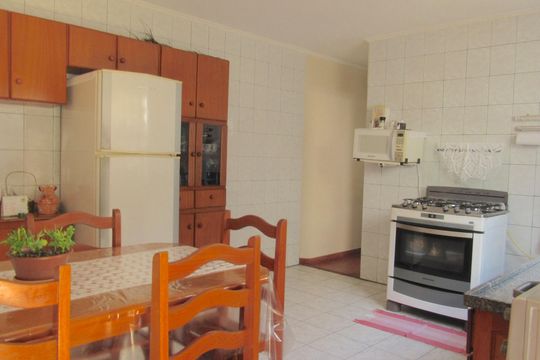 Cozinha de casa à venda com 3 quartos, 231m² em Veloso, Osasco