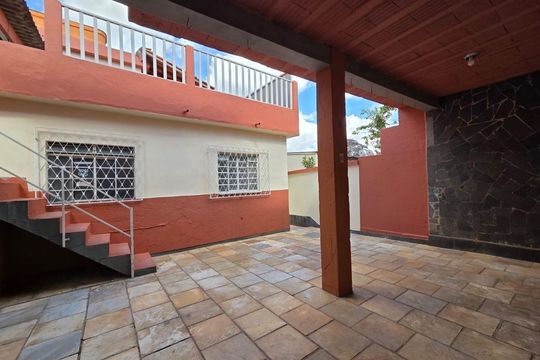Área comum de casa para alugar com 3 quartos, 222m² em Dom Cabral, Belo Horizonte