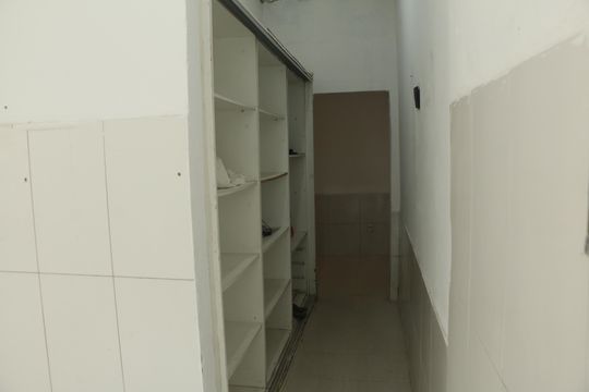 Dispensa de casa para alugar com 2 quartos, 108m² em Belterra, Nova Iguaçu