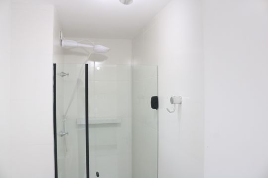 Banheiro de apartamento para alugar com 1 quarto, 30m² em Água Branca, São Paulo
