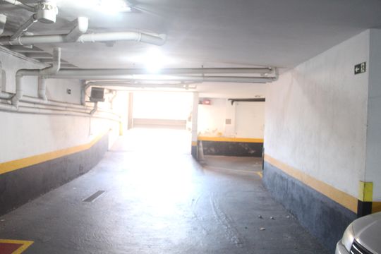 Garagem de apartamento à venda com 2 quartos, 76m² em Nova Gerti, São Caetano do Sul