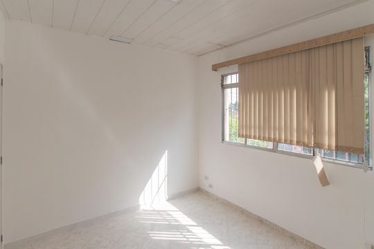 Quarto 1 de apartamento para alugar com 2 quartos, 30m² em Vila Maria Alta, São Paulo
