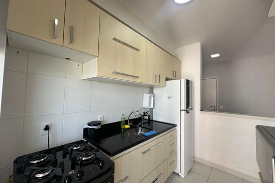 Cozinha de apartamento à venda com 1 quarto, 50m² em Melville Empresarial Ii, Barueri