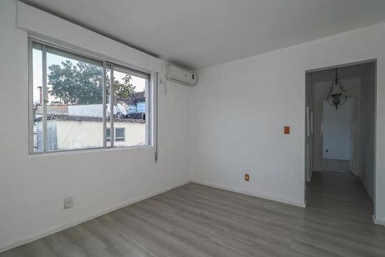 Apartamento à venda com 1 quarto, 36m² em Vila Jardim, Porto Alegre