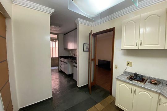 Cozinha de apartamento para alugar com 3 quartos, 136m² em Jardim, Santo André