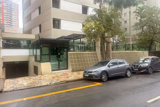 Fachada de apartamento para alugar com 3 quartos, 136m² em Jardim, Santo André