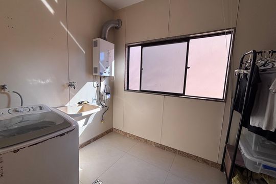 Área de Serviço de apartamento para alugar com 3 quartos, 221m² em Recreio dos Bandeirantes, Rio de Janeiro