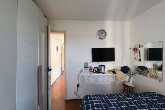 Quarto 1 de apartamento à venda com 2 quartos, 49m² em Jardim Iris, São Paulo