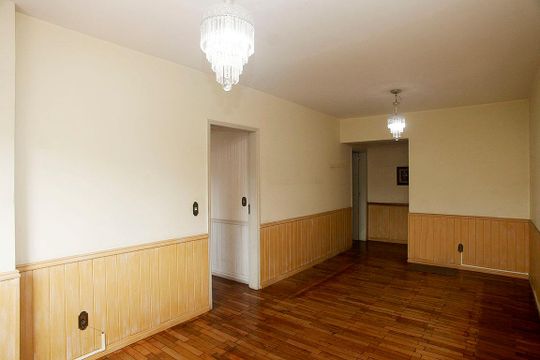 Sala de apartamento à venda com 3 quartos, 110m² em Rio Branco, Porto Alegre