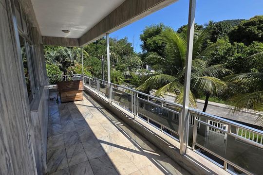 Varanda de casa de condomínio à venda com 5 quartos, 507m² em Jacarepaguá, Rio de Janeiro