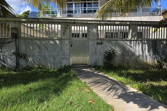 Fachada de casa de condomínio à venda com 5 quartos, 507m² em Jacarepaguá, Rio de Janeiro