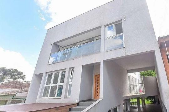 Casa para alugar com 3 quartos, 389m² em Alto da XV, Curitiba