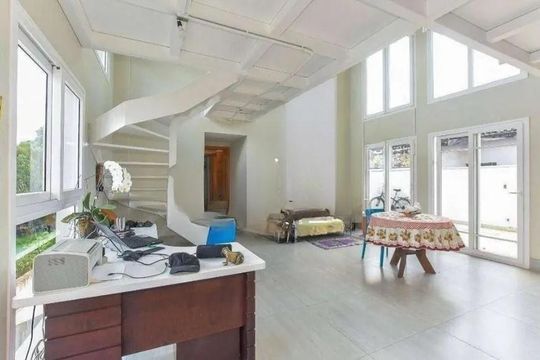 Casa para alugar com 3 quartos, 389m² em Alto da XV, Curitiba