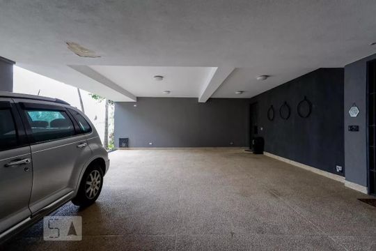 Garagem de casa de condomínio à venda com 4 quartos, 790m² em Tucuruvi, São Paulo