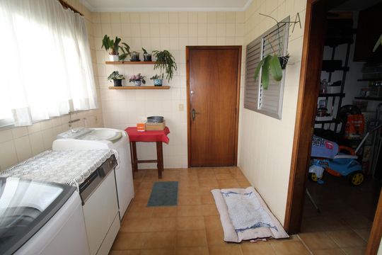 Área de Serviço de apartamento para alugar com 4 quartos, 200m² em Vila Betania, São José dos Campos