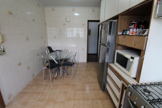 Cozinha de apartamento para alugar com 4 quartos, 200m² em Vila Betania, São José dos Campos