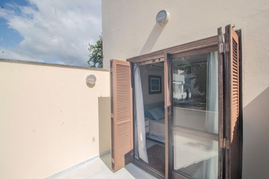 Varanda de casa de condomínio para alugar com 6 quartos, 440m² em Jardim Botânico, Porto Alegre