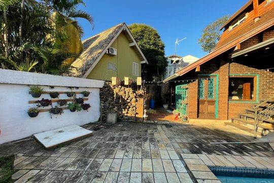 Casa à venda com 3 quartos, 155m² em Guarani, Novo Hamburgo