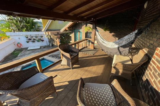 Casa à venda com 3 quartos, 155m² em Guarani, Novo Hamburgo