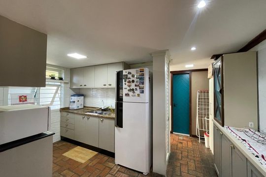 Casa à venda com 3 quartos, 155m² em Guarani, Novo Hamburgo