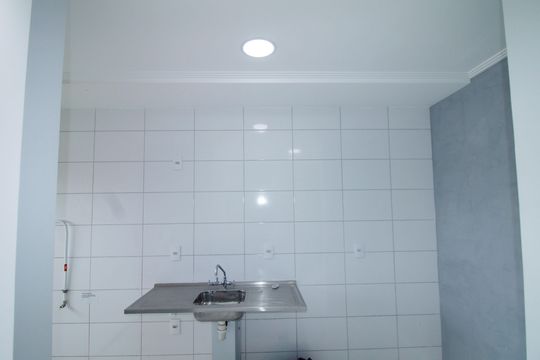 Cozinha de apartamento para alugar com 2 quartos, 44m² em Vila da Penha, Rio de Janeiro