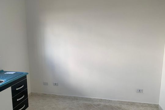 Cozinha de apartamento para alugar com 1 quarto, 25m² em Vila Maria Alta, São Paulo