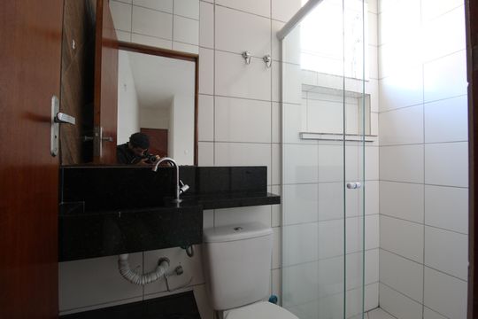 Banheiro de casa para alugar com 1 quarto, 20m² em Vila Olímpia, São Paulo