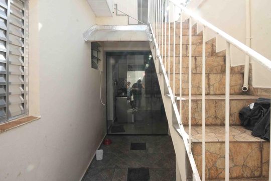 Quintal de casa à venda com 3 quartos, 144m² em Vila Antonieta, São Paulo