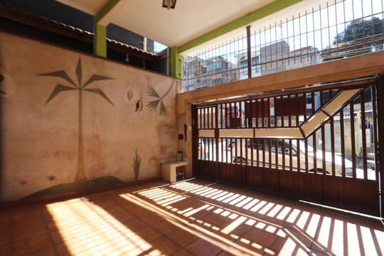 Garagem de casa à venda com 3 quartos, 160m² em Vila Cruzeiro, São Paulo