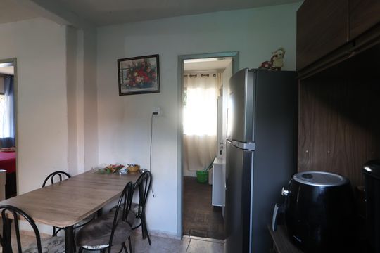 Cozinha de casa à venda com 5 quartos, 90m² em Estância Velha, Canoas