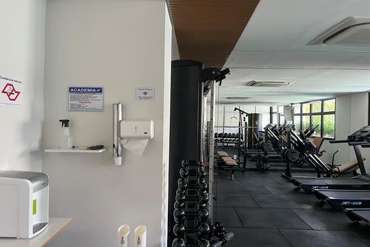 Área comum - Academia de apartamento para alugar com 3 quartos, 140m² em Água Branca, São Paulo