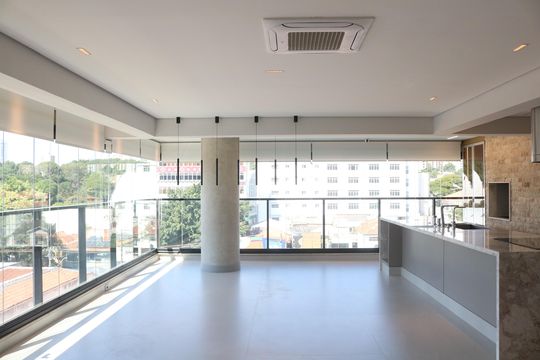Apartamento para alugar com 3 quartos, 140m² em Água Branca, São Paulo