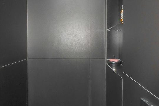 Banheiro Social de apartamento à venda com 2 quartos, 107m² em Independência, Porto Alegre