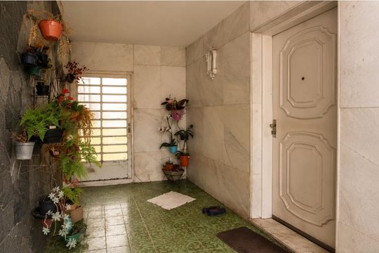 Área externa de casa à venda com 3 quartos, 224m² em Água Fria, São Paulo