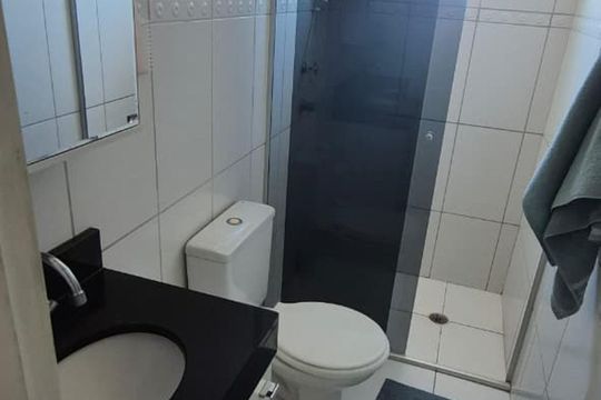 Banheiro de apartamento à venda com 2 quartos, 44m² em Jardim Marcia, Campinas