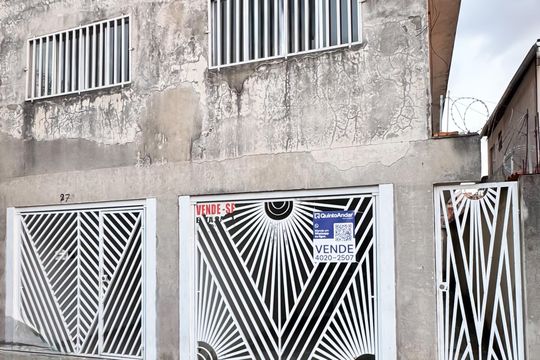 Fachada de casa à venda com 7 quartos, 271m² em Guaianases, São Paulo
