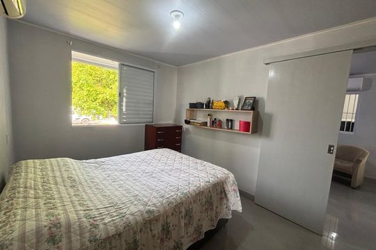 Quarto de casa à venda com 2 quartos, 138m² em Feitoria, São Leopoldo